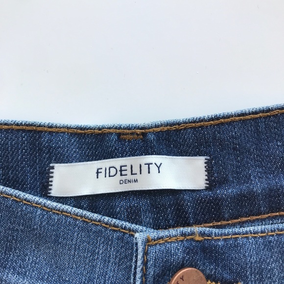Fidelity Denim Malibu Boyfriend Denim Shorts - Picture 4 of 11